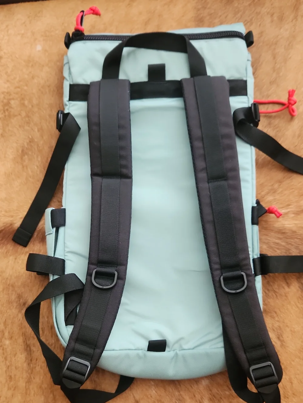Topo Designs like new